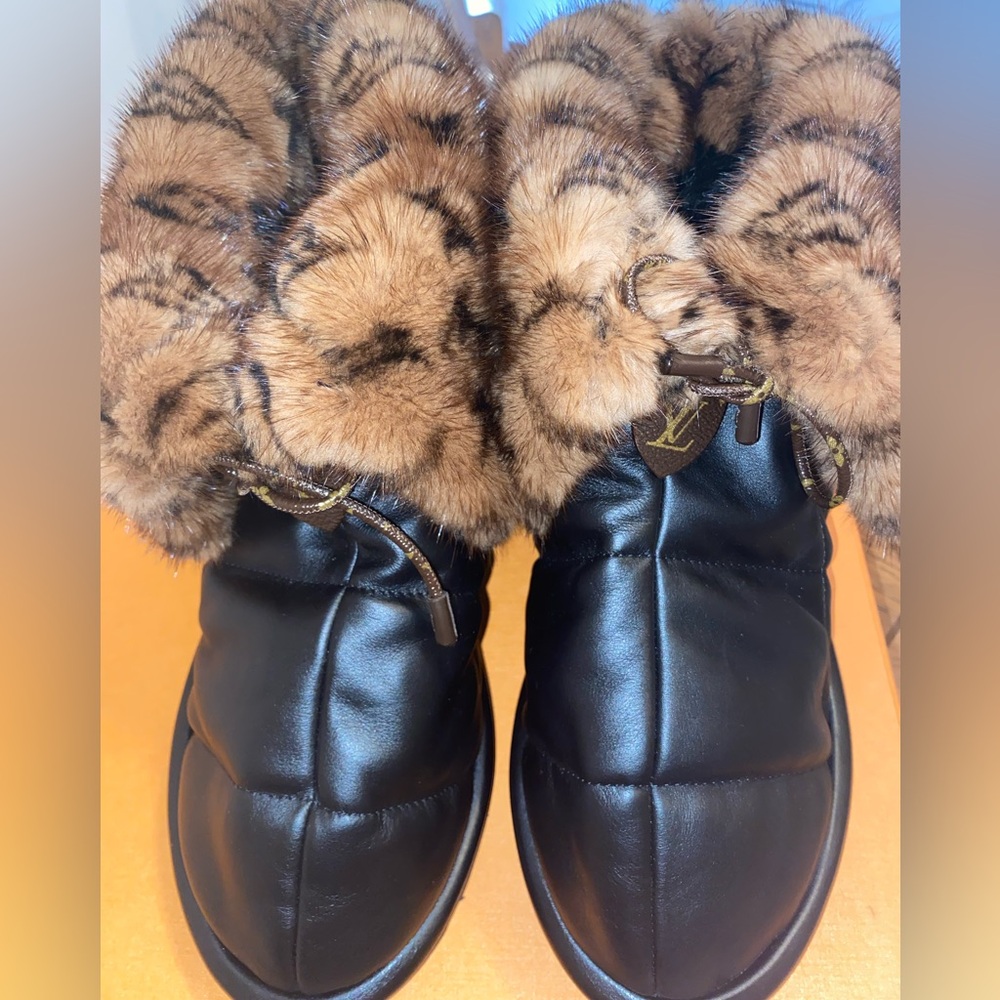 Louis Vuitton Pillow Mink Fur & Leather Boots